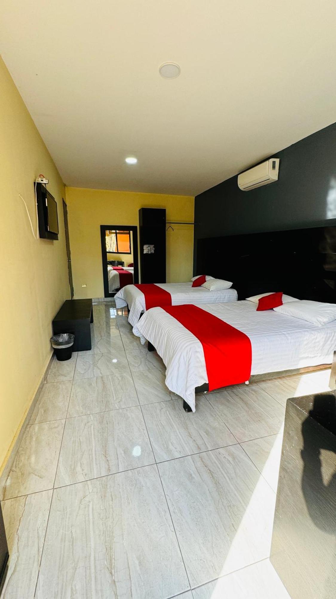 Hotel Villa Pralaya Jiutepec Eksteriør billede